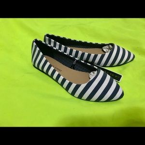 NWT Flats Size 6